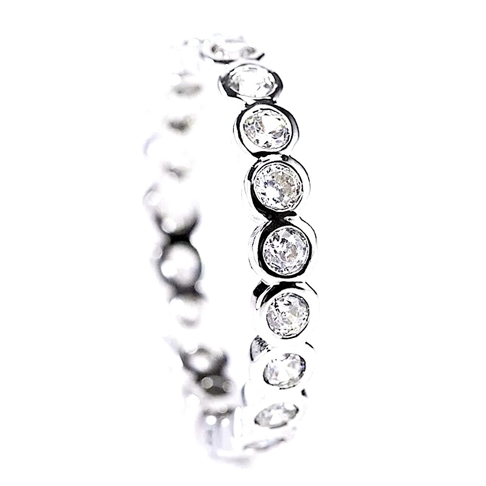 ❤️ White Sapphires Round  individually set in .925